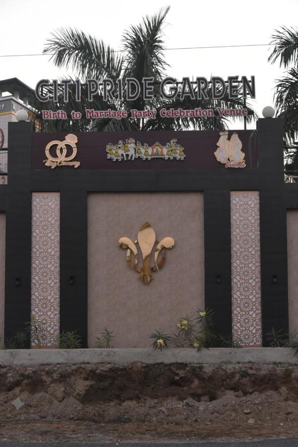 Citi Pride Garden And Hotel Ádzsmir Kültér fotó